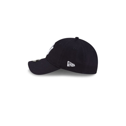 Hidden Pigeon x New York Yankees Youth 9TWENTY Adjustable Hat
